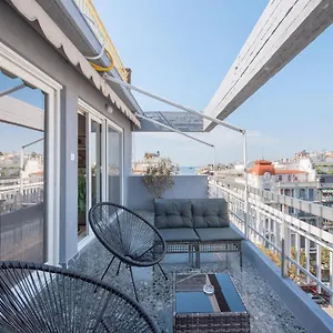 Daphne By Halu! : Downtown Family Penthouse Διαμέρισμα